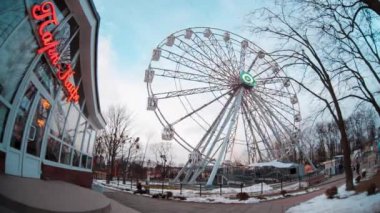 Akşam saat, zaman atlamalı, dönme dolap