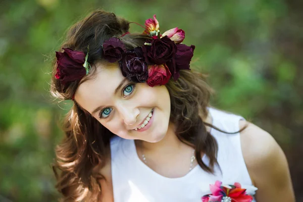 Retrato de menina bonita jovem — Fotografia de Stock