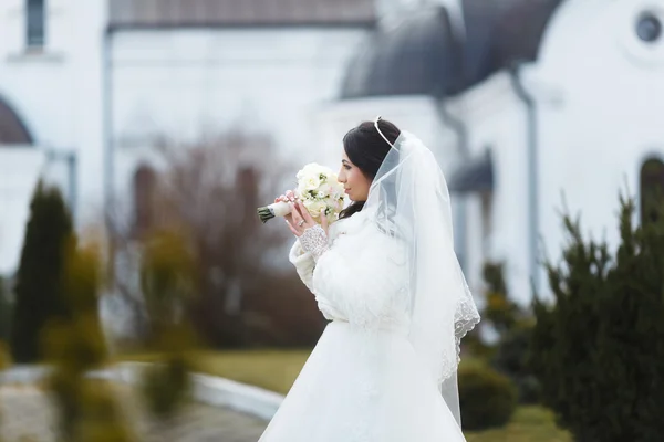 Ritratto di una sposa sensuale — Foto Stock