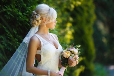 güzel gelin portresi