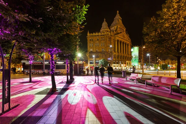 Night color street of Budapest — Stockfoto