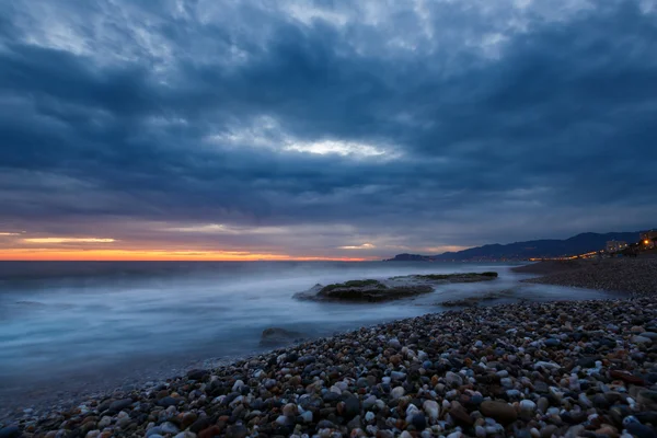 Coucher de soleil dans la baie d'Alanya — Photo