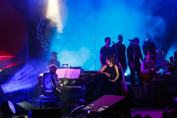 Συναυλία του Γαλλίδα τραγουδίστρια Zaz στο φεστιβάλ τζαζ — Φωτογραφία Αρχείου