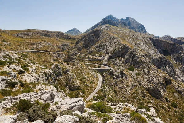 Serpentine weg naar Sa Calobra, Mallorca — Stockfoto