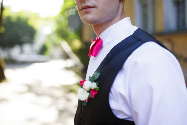 Groom attendant la mariée — Photo