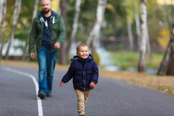 Father and son in fall — Stock Photo, Image