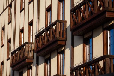 Balıkçı köyü binaların balkon