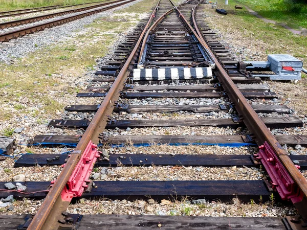 Vaciar Las Vías Del Ferrocarril Cruzar Entrar Distancia Cerrar Imagen — Foto de Stock