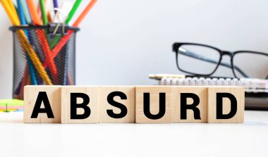 Yapı taşları, konsept ile yapılan ABSURD kelimesi