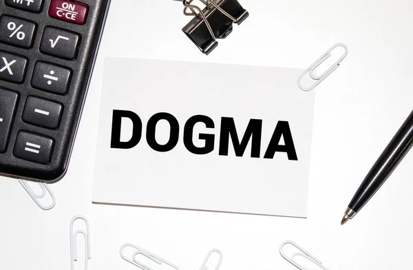 Dogma Λέξη Στο Χαρτί Ευρετηρίου Καρτών Έννοια — Φωτογραφία Αρχείου