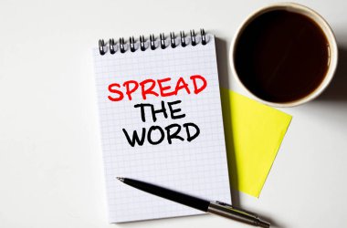 Araçlar ve Notlar içeren Not Defteri Kelimeyi yayın.