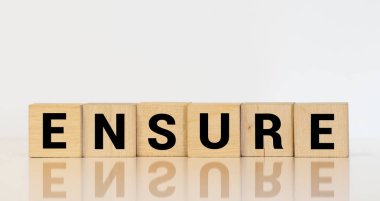 Yapı taşları ve konsept ile yapılmış yeterli kelime