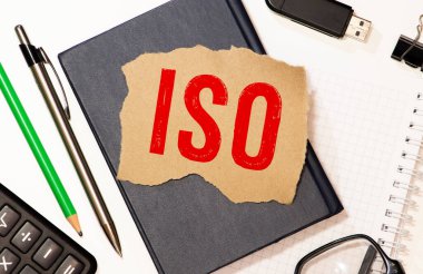 ISO 9001 yırtık ve yırtık kenarlara yazılmış