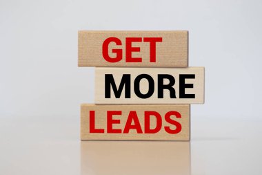 Tahta bloklarla daha çok kurşun kavramı elde et.