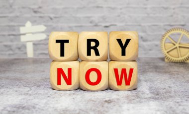 Şimdi yırtık kağıda yazmayı dene..