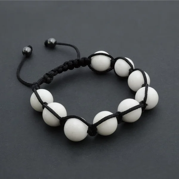 Bracelet with beads isolated — Stock Photo, Image