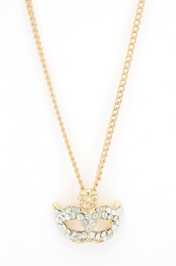 Kolye üzerinde beyaz izole maskesi