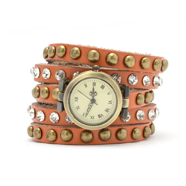 Reloj de pulsera con correa naranja aislada en blanco —  Fotos de Stock