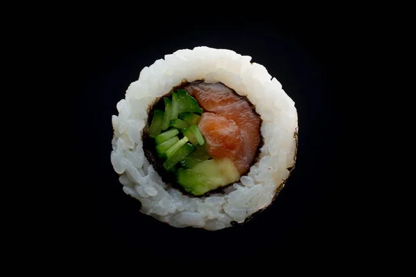 Sushi Roll Närbild Svart Bakgrund — Stockfoto