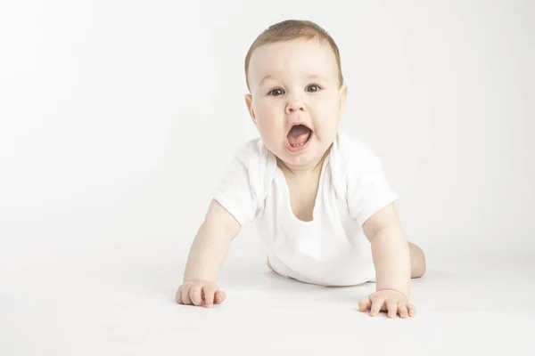 Surprised Baby Standing Her Arms White Background — Stock Photo, Image