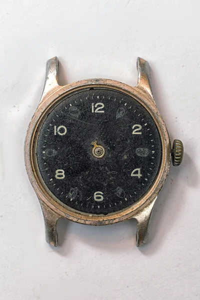 Reloj de pulsera antiguo —  Fotos de Stock