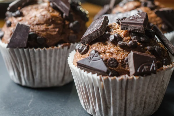 Gros plan sur le muffin au chocolat — Photo