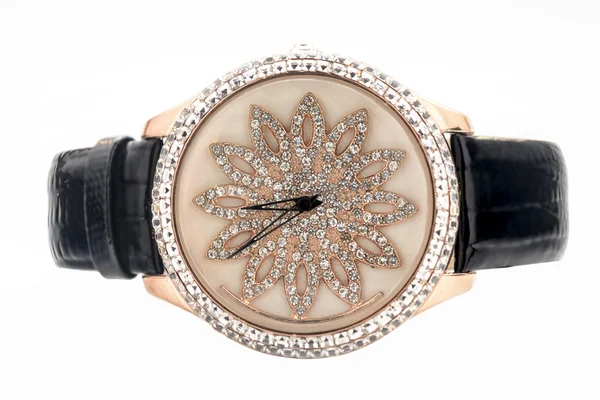 Reloj de pulsera con correa de cuero y diamantes —  Fotos de Stock