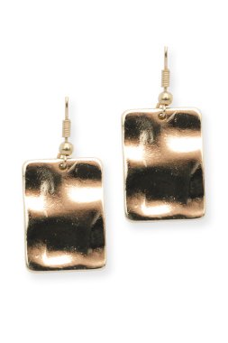 beyaz izole altın küpe