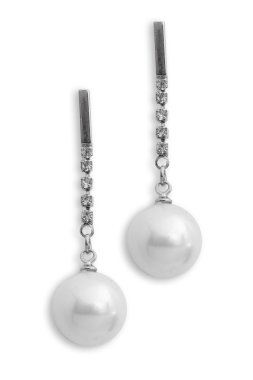 beyaz izole İncili gümüş küpe