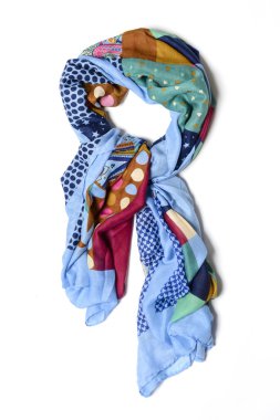 beyaz izole renkli atkı