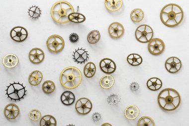 ayrıntılarını mekanik saatler