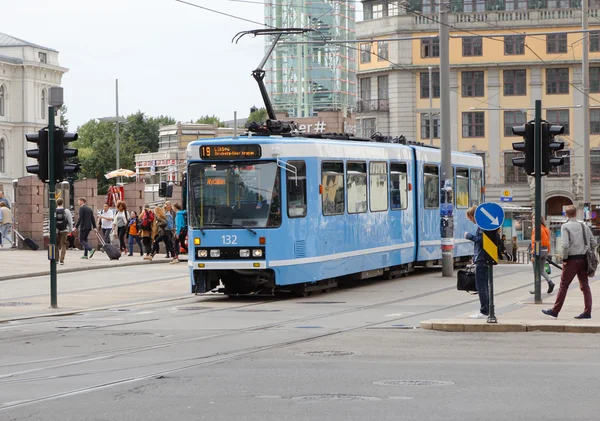 Mavi tramvay Belden kırma modeller — Stok fotoğraf