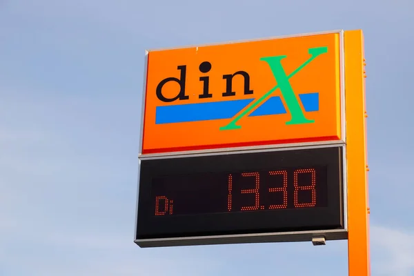 Gnesta Suecia Mayo 2020 Marca Sueca Gasolina Din Firma Estación — Foto de Stock