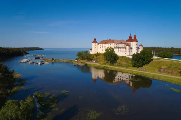 Widok Lotu Ptaka Piękny Średniowieczny Zamek Lacko Położony Szwedzkiej Prowincji — Zdjęcie stockowe