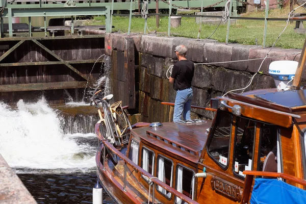 瑞典哈弗罗德 2020年6月24日 哈弗罗德锁定所的达弗罗德运河正在上锁 — 图库照片