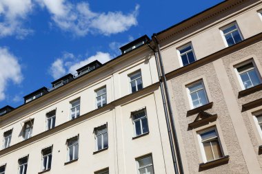 1900 'lerin apartmanlarının düşük açılı görüntüsü.