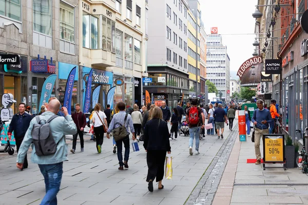 Oslo Norwegen Juni 2019 Menschen Der Fußgängerzone Torggata Der Innenstadt — Stockfoto