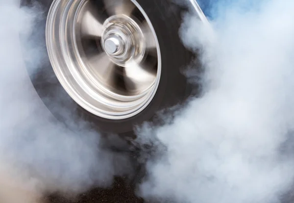 Burnout con rueda giratoria — Foto de Stock