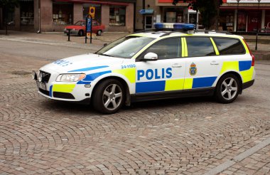 İsveç Polisi araba