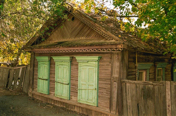Starý Ruský Dřevěný Dům Dob Ruské Říše Prvky Vyřezávané Výzdoby — Stock fotografie