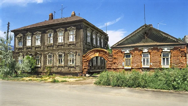 Uma Antiga Casa Madeira Russa Dos Tempos Império Russo Com — Fotografia de Stock