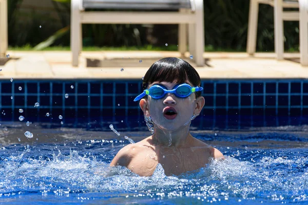 Criança Anos Com Óculos Mergulho Mergulhando Piscina — Fotografia de Stock
