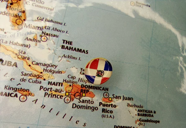 Drawing pin flag of Dominican Republic on the map — Photo