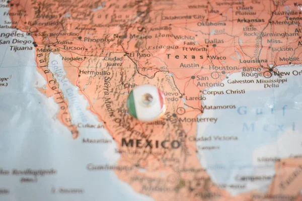 Mexico vlag tekening pin op de kaart Stockfoto