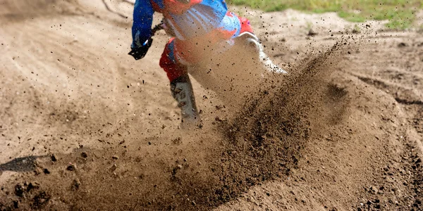 Motocross poeira detritos lama — Fotografia de Stock