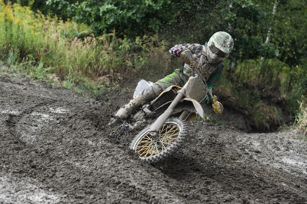 Motocross jazdy motocykl wyścig — Zdjęcie stockowe