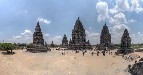 YOGYAKARTA, INDONESIA - CIRCA SEPTEMBER 2015: Panorama of Prambanan Hindu temple complex, Java,  Indonesia — Stock fotografie