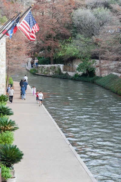 San Antonio, TX / USA - circa febbraio 2016: River Walk a San Antonio, Texas — Foto Stock