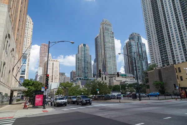 Chicago, IL / USA - circa julio 2015: Calles del centro de Chicago, Illinois — Foto de Stock