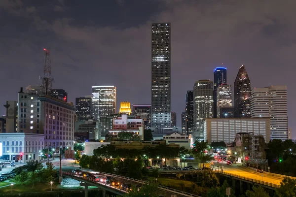 Skyline Panorama du centre-ville de Houston, Texas la nuit — Photo